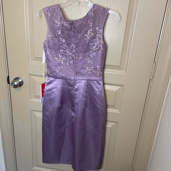 JJ’s House Formal Prom Wedding Dress Purple Size 4 - Picture 4 of 9